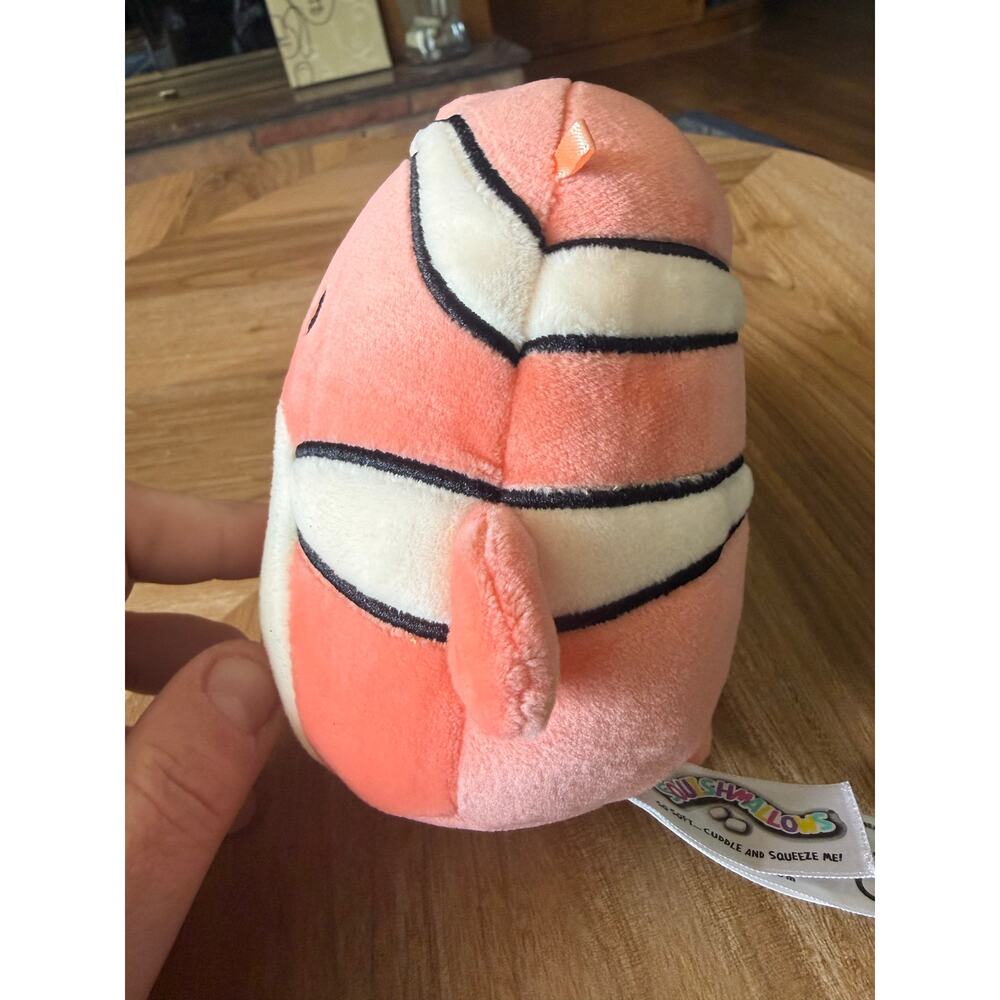 Squishmallow Ricky the Clown Fish Soft Stuffed Toy Sz. 5 in - Picture 5 of 5